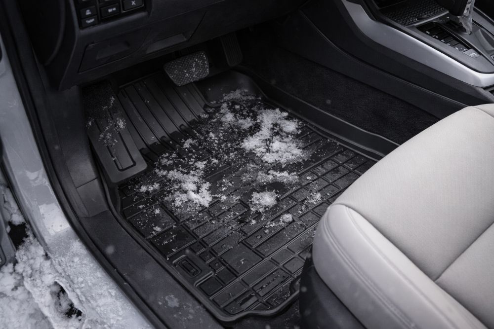  dywanik-gumowy-zima-snieg-bloto-samochod