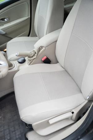 Pokrowce na fotele samochodowe RENAULT Fluence 2009-2016 żakard 5 os.