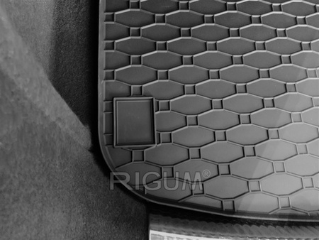 Mata gumowa do bagażnika do Audi A4 Avant B9 2015-2024