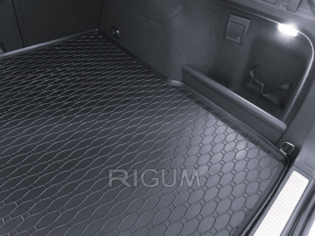 Mata gumowa do bagażnika do Skoda Superb IV Kombi od 2023