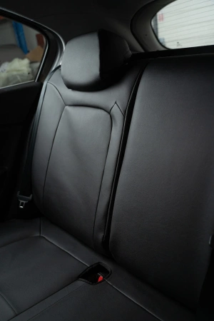 Pokrowce na fotele samochodowe FIAT Tipo 2015- żakard i ekoskóra 5 os.