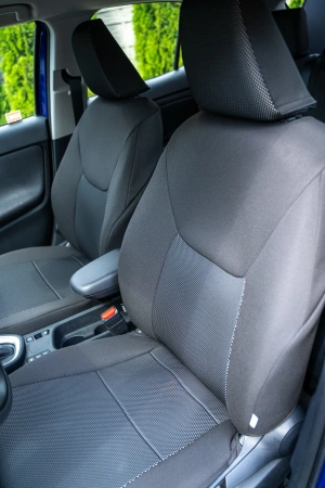 Pokrowce na fotele samochodowe Toyota Yaris Cross 2021- żakard 5 os.