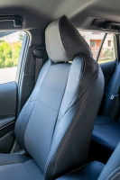 Pokrowce na fotele samochodowe TOYOTA Corolla  2013-2019 żakard i ekoskóra 5 os.